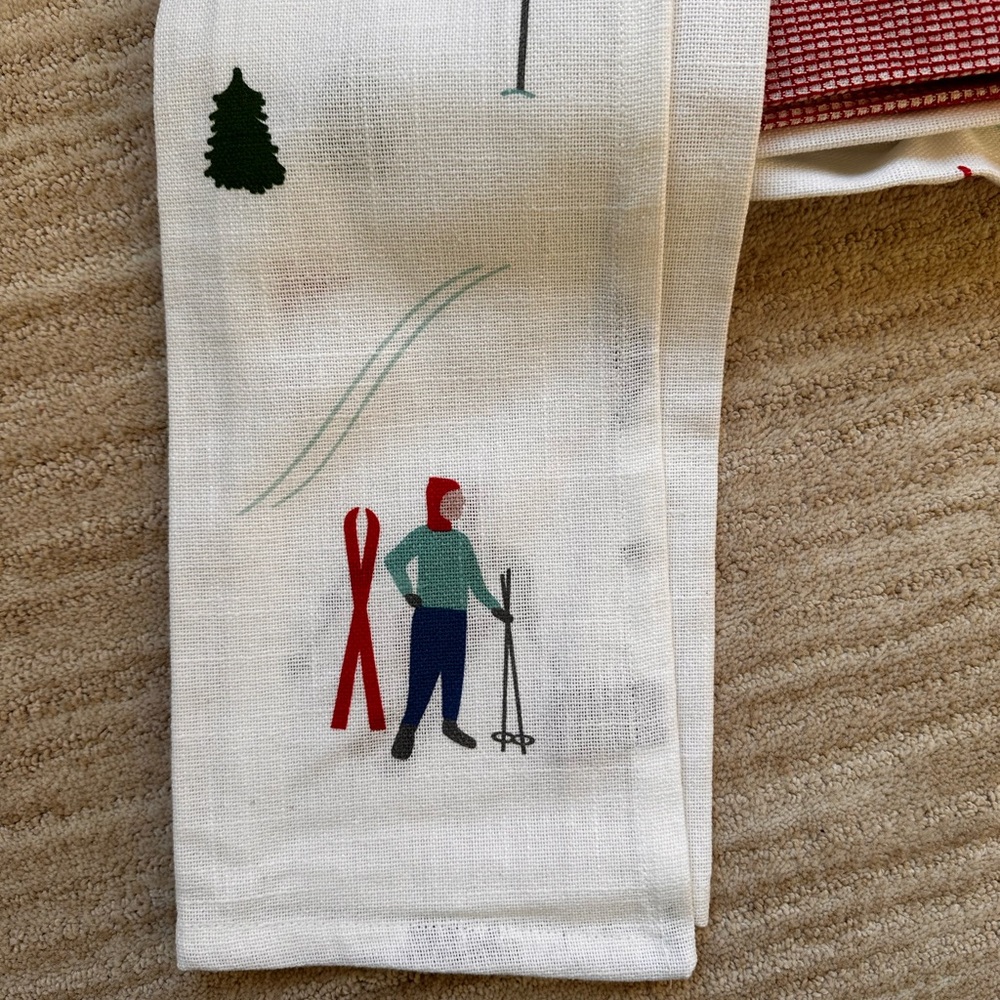Set of 3 Max Studio Dashing Through the Snow Skier holiday themed kitchen towels - Picture 6 of 16